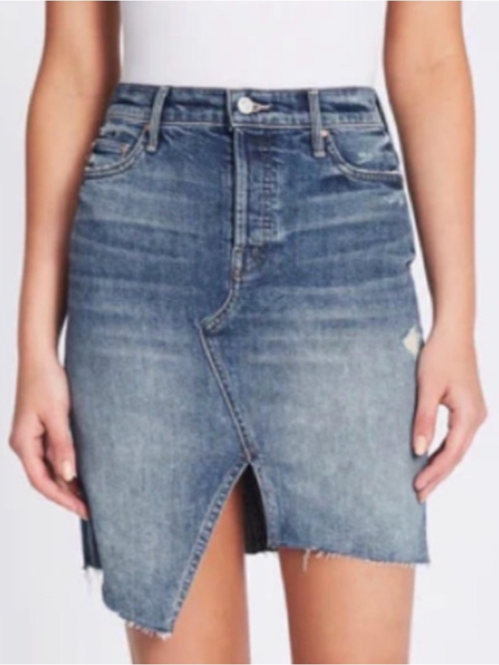 MOTHER Tomcat Slide Mini Fray Skirt